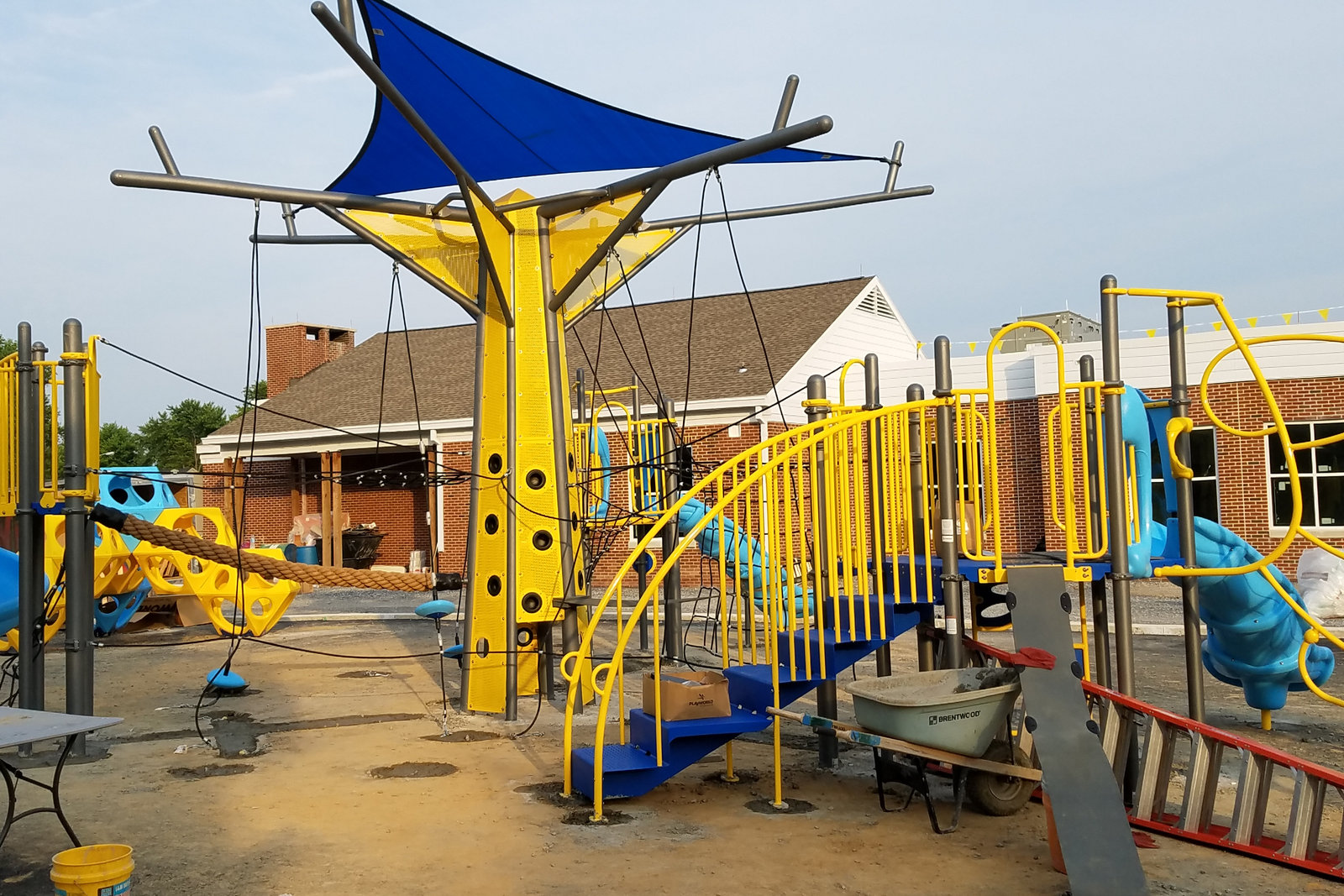 School Playground Installation by Willow Playworks at Brainbridge Elementary, Brainbridge, PA — photo 1