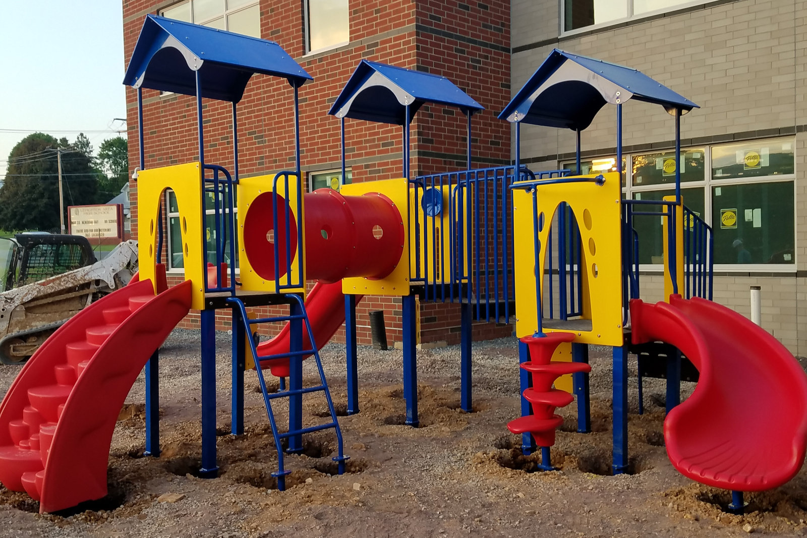 School Playground Installation by Willow Playworks at Lehighton Elementary School, Lehighton, PA — photo 2